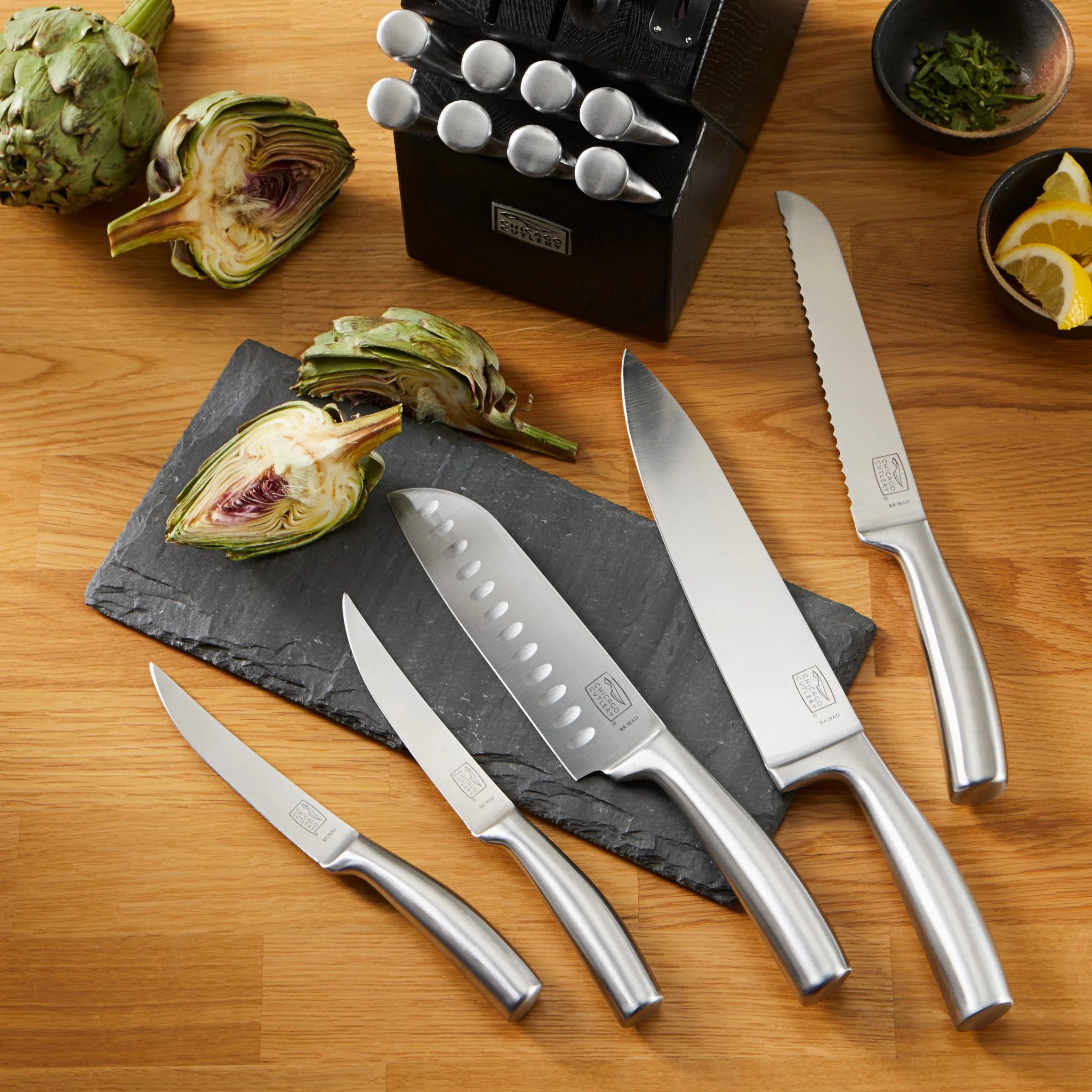 Chicago Cutlery® MaldenTM 16-piece Stainless Steel Block Set Knife - Image 3